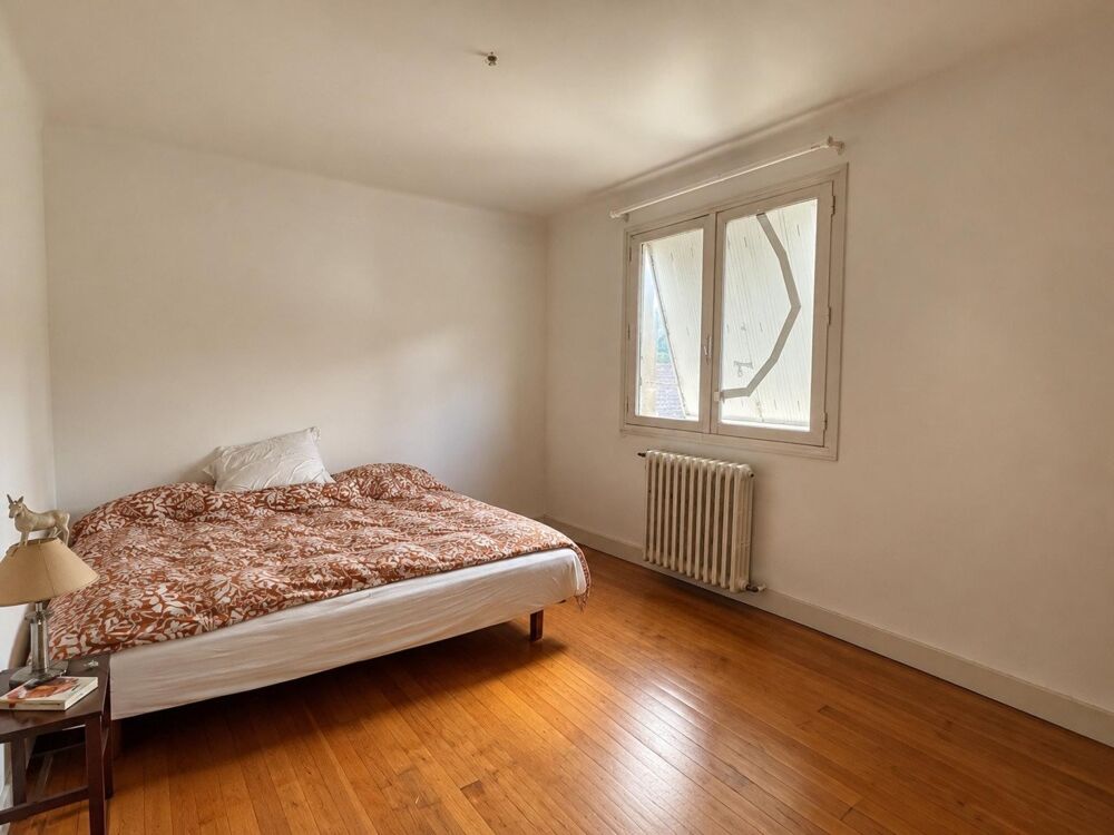 Vente Maison Une maison familiale, de l'espace et deux belles dépendances Bains-sur-oust