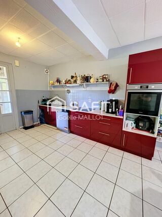  Maison à vendre 10 pièces 162 m²