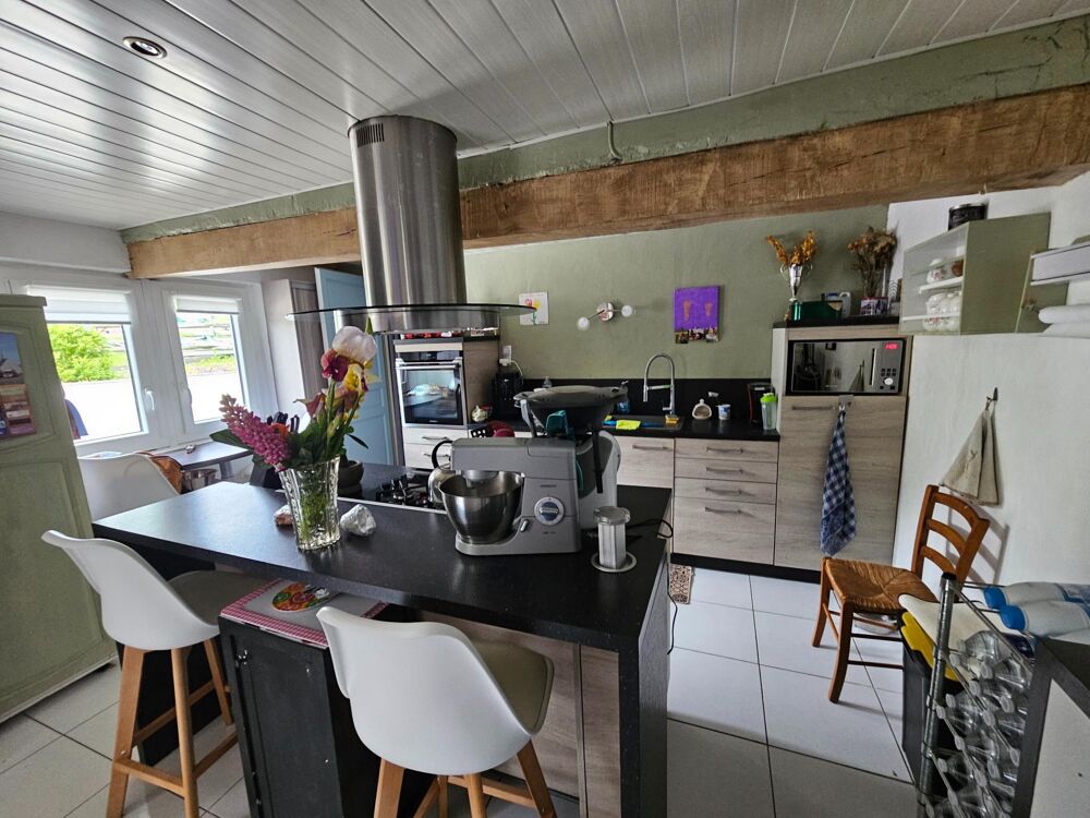Belle longère de 110 m² sur 2500 m² de terrain avec garage