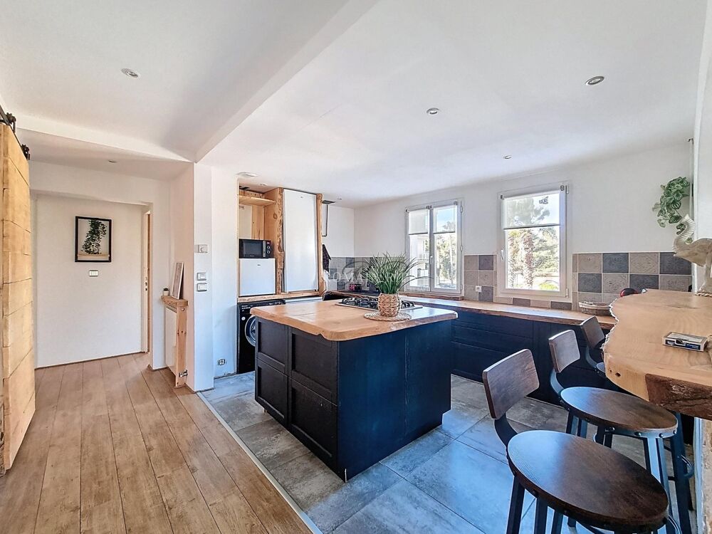 Vente Appartement T4 à 100 metre de la plage, vue mer Frejus