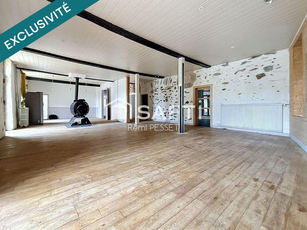 A vendre belle maison de Maître économique avec garage spacieux