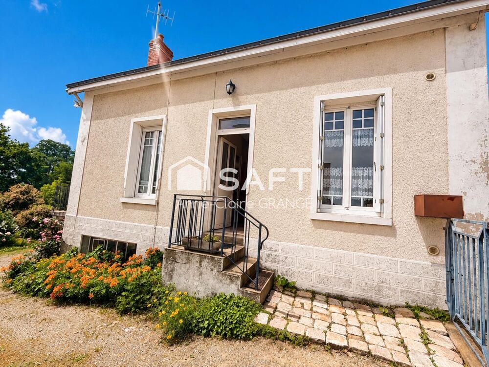 À SILLÉ-LE-GUILLAUME  UNE MAISON DE CARACTÈRE AUX BEAUX VOLUMES, À DEUX PAS DES COMMODITÉS !