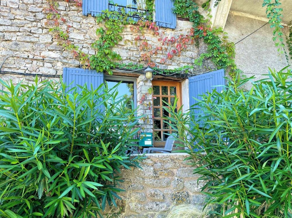 Charmante maison de village à Saint-Martin-de-Castillon
