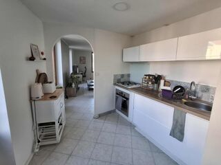  Immeuble � vendre 98 m�