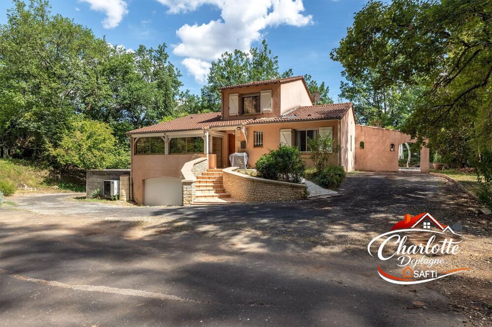 Maison traditionnelle avec piscine