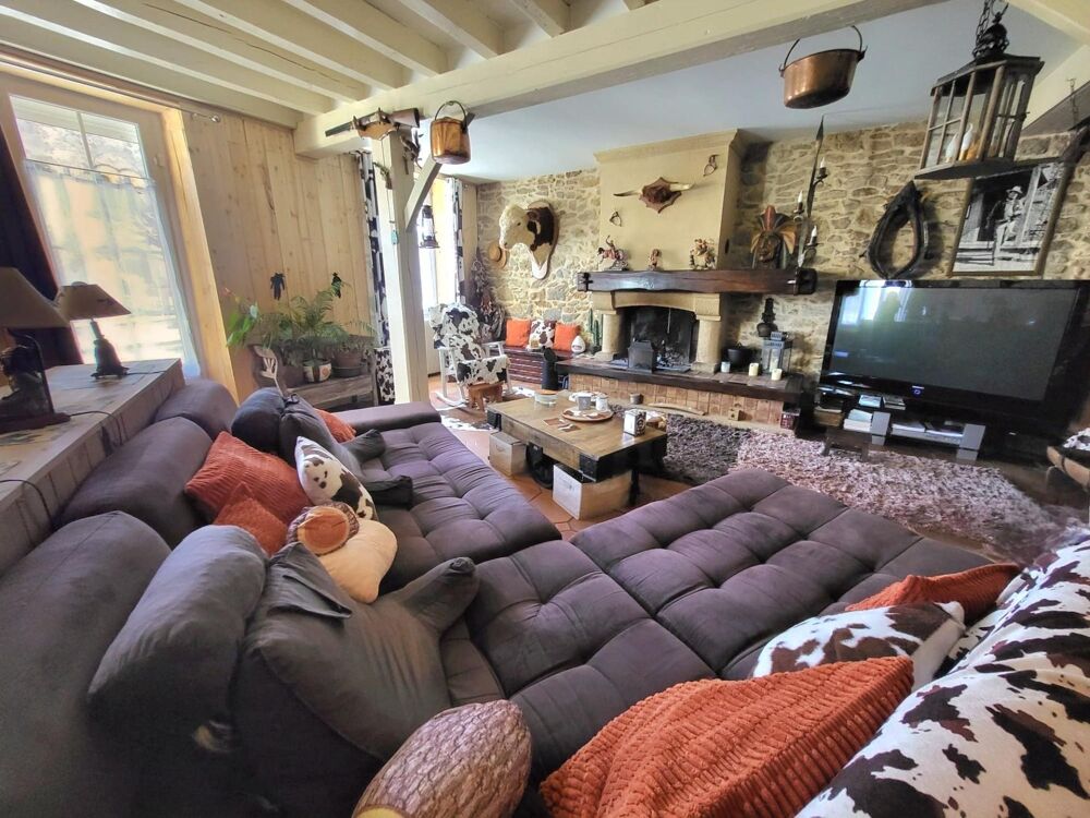 Belle maison de 267m2 avec un appartement de 67m2.