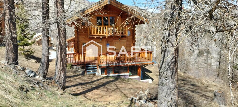 Vente Maison Très beau Chalet de 96m² au pieds des pistes dans un petit hameau boisée La condamine-chatelard