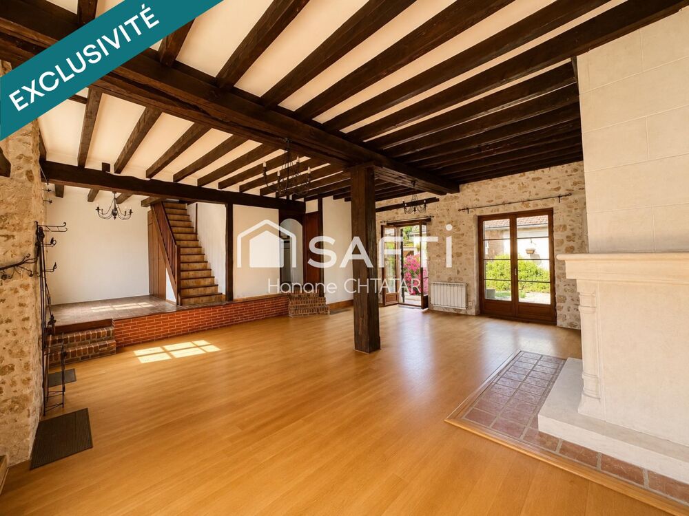 Maison en pierre pleine de charme, beaux volumes et cadre de vie paisible