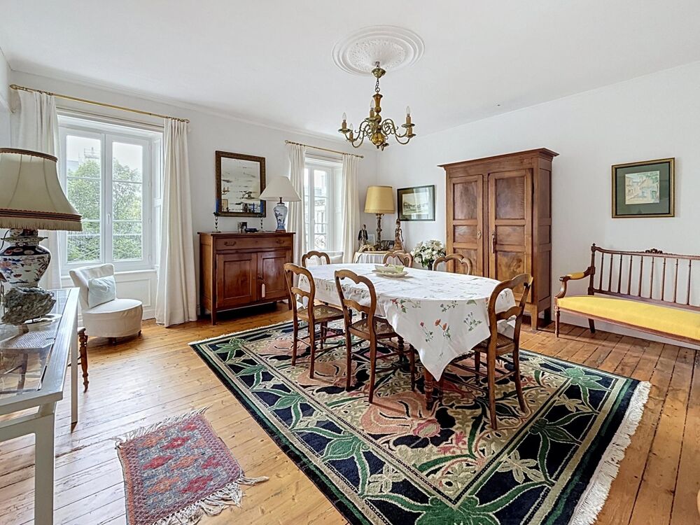 A VENDRE - SAINT MARTIN - APPARTEMENT DE CHARME - 132 M2 -