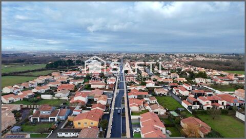   Local commercial -145 m2- Forte visibilit�- Les Sables d'Olonne Maison - 5 pi�ce(s) - 140 m�