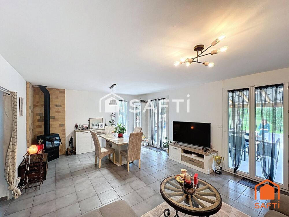 Villa de 98m² sur 2331m² de terrain arboré et clos