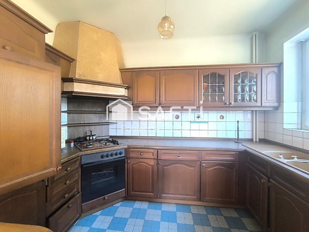 grande maison familiale de 164 m² avec vaste terrain de 2 323 m² REMERING LES PUTTELANGES
