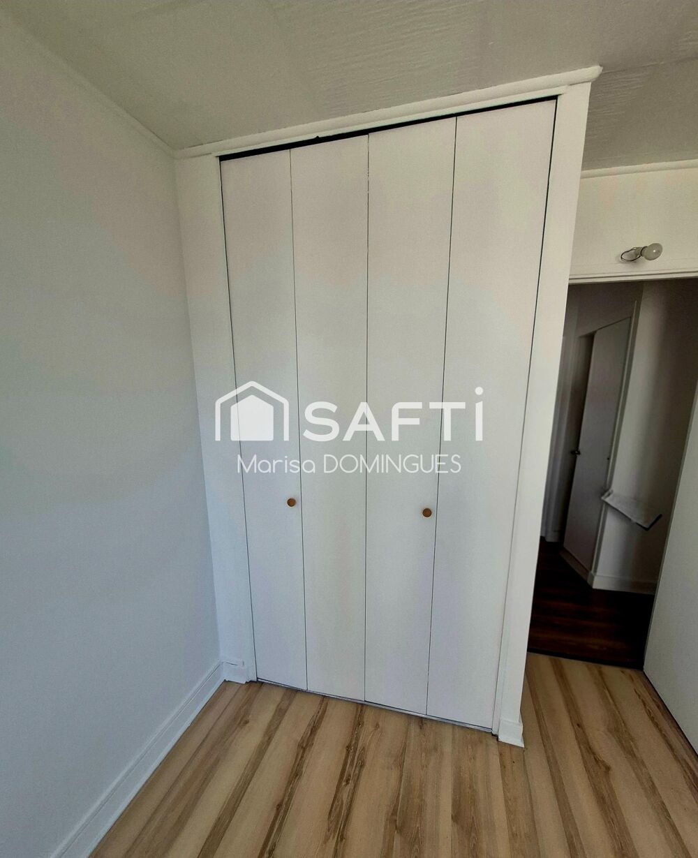 appartement dispose d'un balcon offrant un espace extérieur privé et d'une cave pour un espace de rangement supplémentaire et un