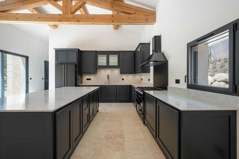 Vente Maison Villa d'architecte de plain-pied 160 m2 - Piscine, pool house et 2 082 m2 paysagers - Saint-Saturnin-les-Apt Saint-saturnin-les-apt