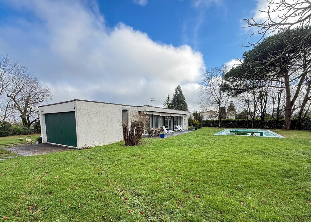 � vendre  Maison Yvrac (33370)