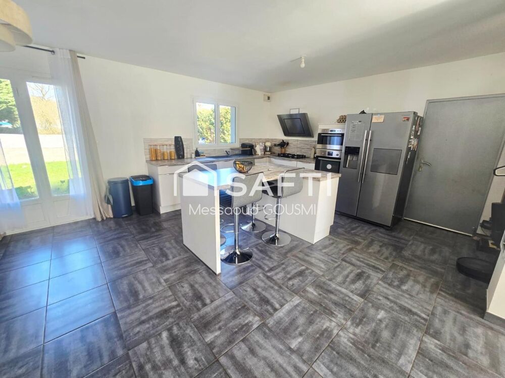 Vente Maison LA RICAMARIE Centre ville – Maison récente 99 m² – Terrain plat 747 m² – Garage – Aucun travaux La ricamarie