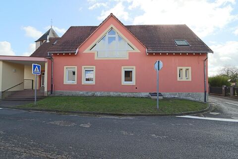 Maison pour Maison d'Assistantes Maternelles (MAM) - 250 m² 800 57370 Bourscheid