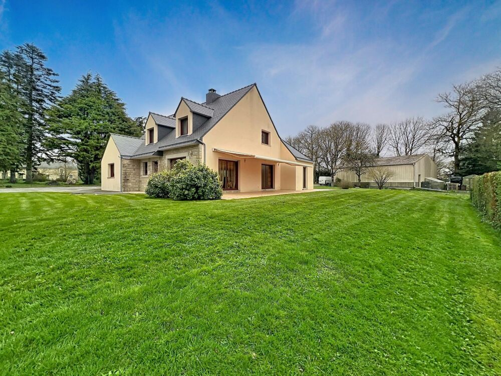 Vente Maison Propriété spacieuse avec grand hangar proche Vannes ouest Grand-champ