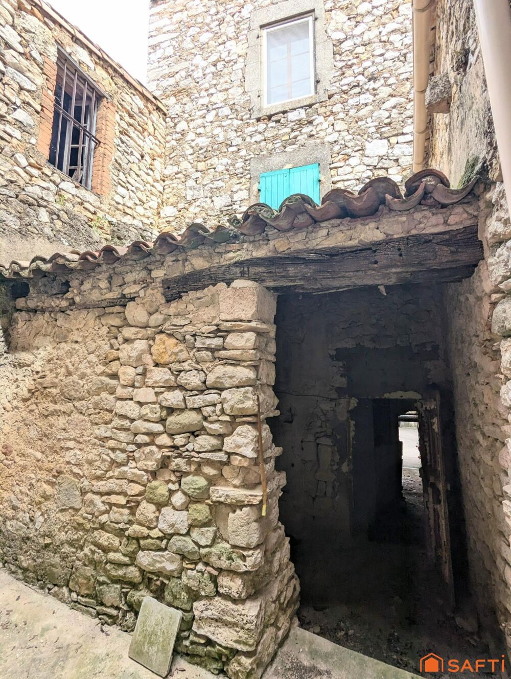 Charme de la pierre et fort potentiel