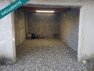  Parking / Garage à vendre 93 m² Buzancais