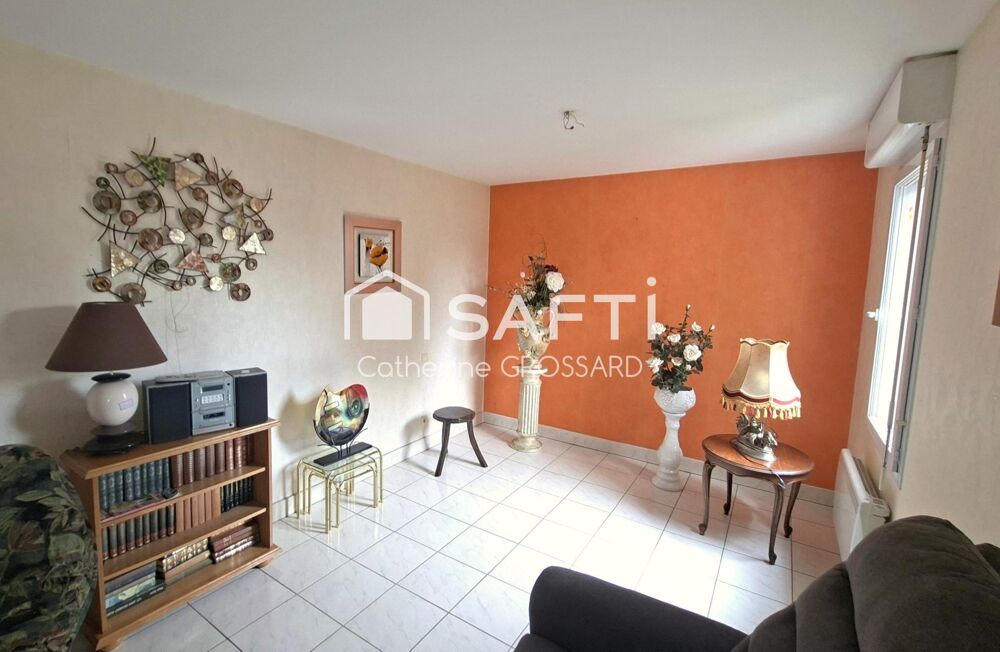 Appartement T3 à Estaires, 2 ch, Cave, Grand garage