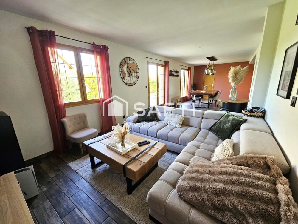 Maison familiale 145 m² de 5 chambres sur 907 m² de terrain