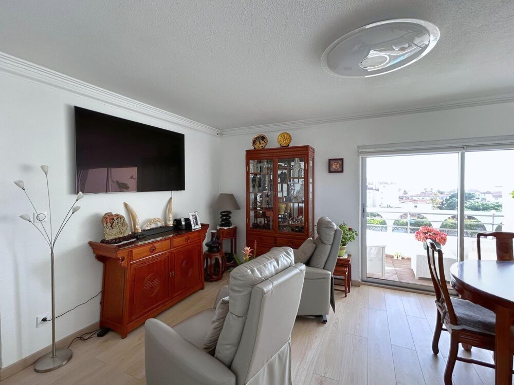 Appartement au village, 3 chambres, climatisé, vue mer