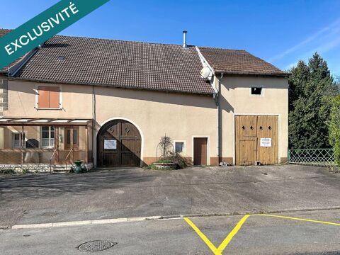   ancienne ferme,  avec de la place pour se garer devant Maison - 5 pi�ce(s) - 109 m�