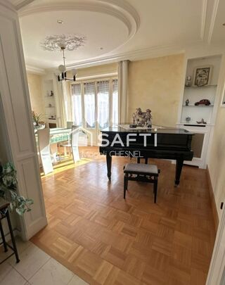  Maison � vendre 9 pi�ces 195 m�