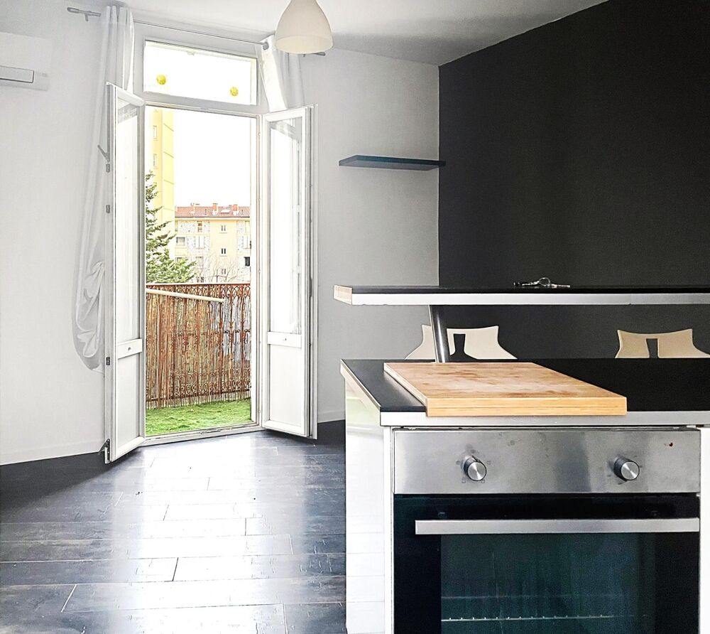 Vente Appartement Claret - Charmant T3 en dernier étage Toulon
