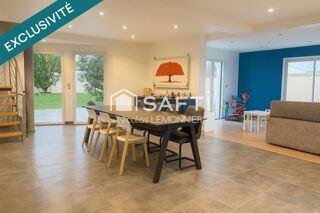  Maison  vendre 6 pices 240 m