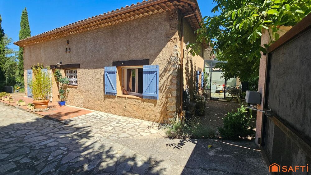Vente Maison Propriété de Caractère avec  Revenus Mensuels Immédiats Villecroze