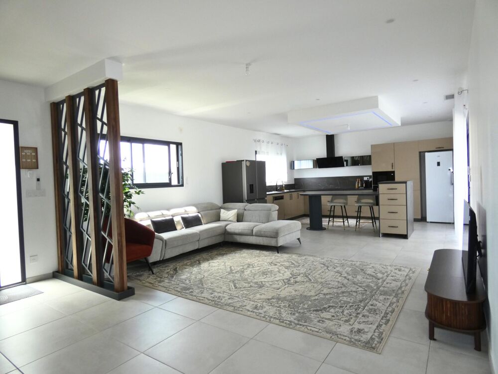 Vente Maison Villa contemporaine de plain pied 125m² sur terrain de 433m² avec piscine et garage Ginestas