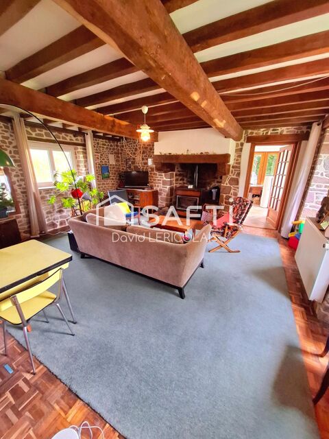   MAGNIFIQUE LONGERE EN PIERRES A 15 KM DE LA MER Maison - 10 pice(s) - 244 m