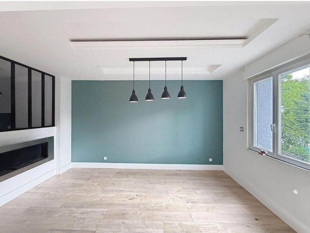 Vente Maison maison familiale , comprenant 7 pièces ave cuisine un salon séjour climatisé ,5 chambres dont une suite parentale avec 1 salle d Jarville-la-malgrange