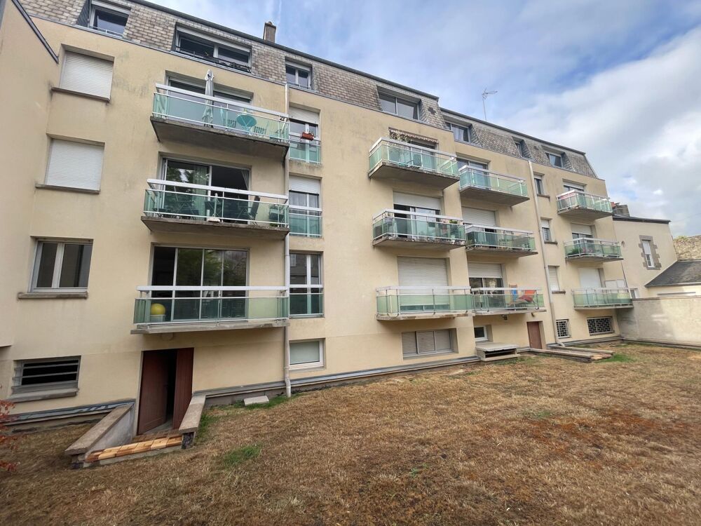 Vente Appartement APPARTEMENT F4 DE 87 M² – MAYENNE, PLACE GAMBETTA Mayenne