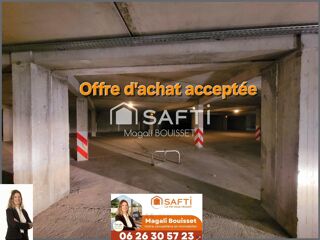  Parking / Garage � vendre 
