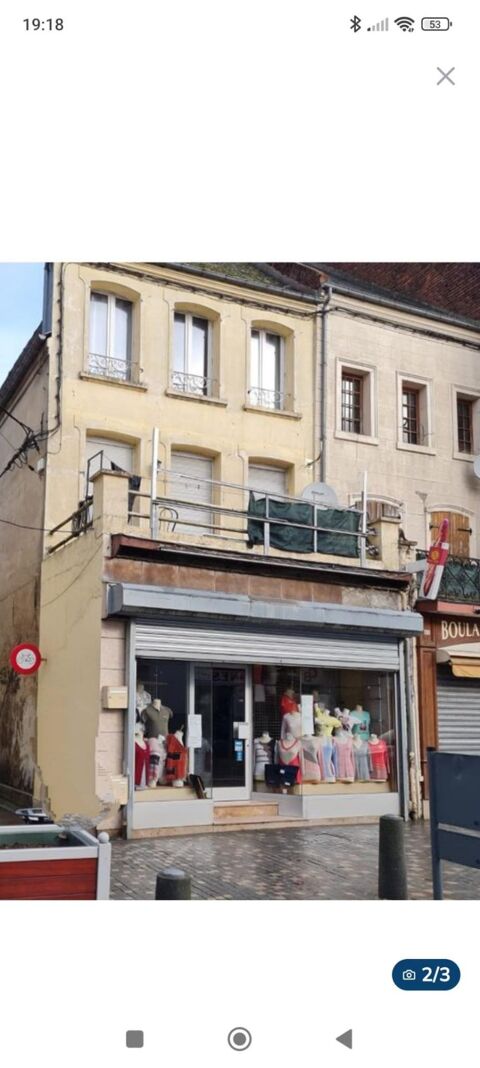   appartement + Local commercial Appartement - 7 pi�ce(s) - 212 m�