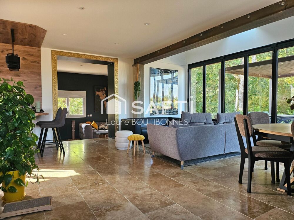 Maison familiale rénovée de 182 m² avec dépendance et double garage