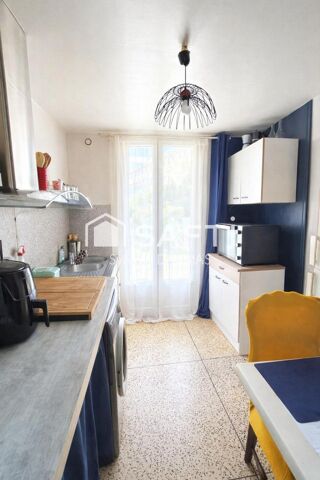 Vente Appartement Un placement simple, un loyer en place, le centre-ville à pied. Six-fours-les-plages