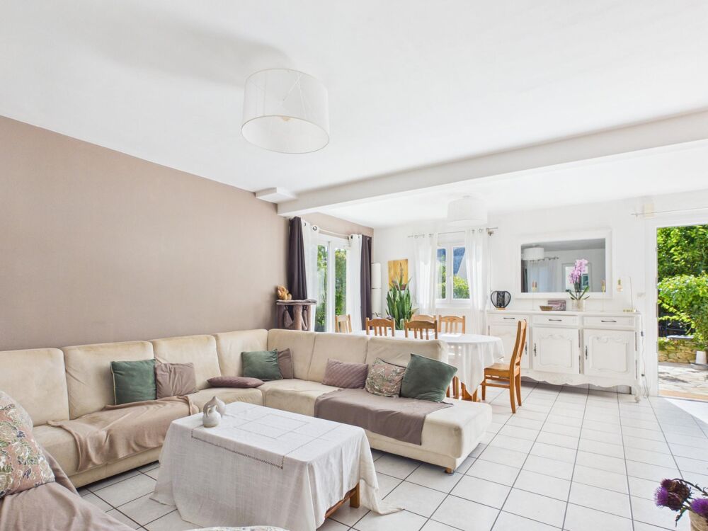 Vente Maison Saint-Pol-de-Léon – Tout à pied ! Contemporaine avec vie de plain-pied, jardin paysagé et fort potentiel Saint-pol-de-leon