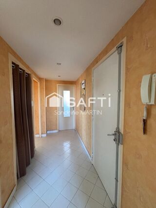  Appartement  vendre 4 pices 77 m