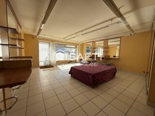  Immeuble à vendre 115 m² Peaule