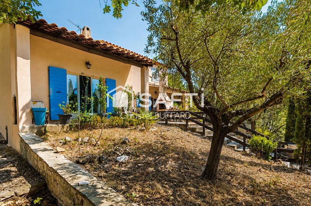 PUYLOUBIER  UNE MAISON FAMILIALE AU PIED DE LA SAINTE-VICTOIRE
