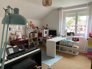  Maison � vendre 6 pi�ces 243 m�