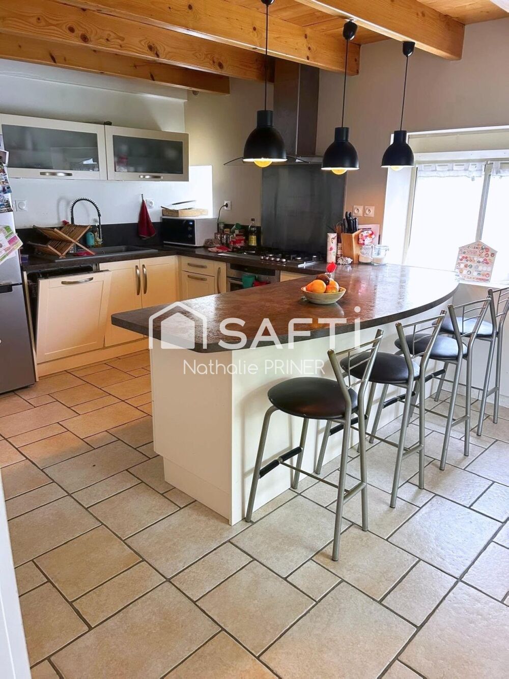 Maison de 141 m² sans travaux à Benet