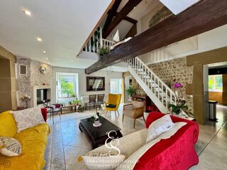  Maison  vendre 15 + pices 400 m