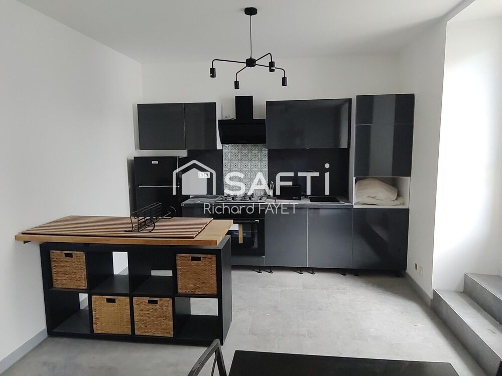 Vente Immeuble Immeuble à Jonzac composé de 3 appartements Jonzac