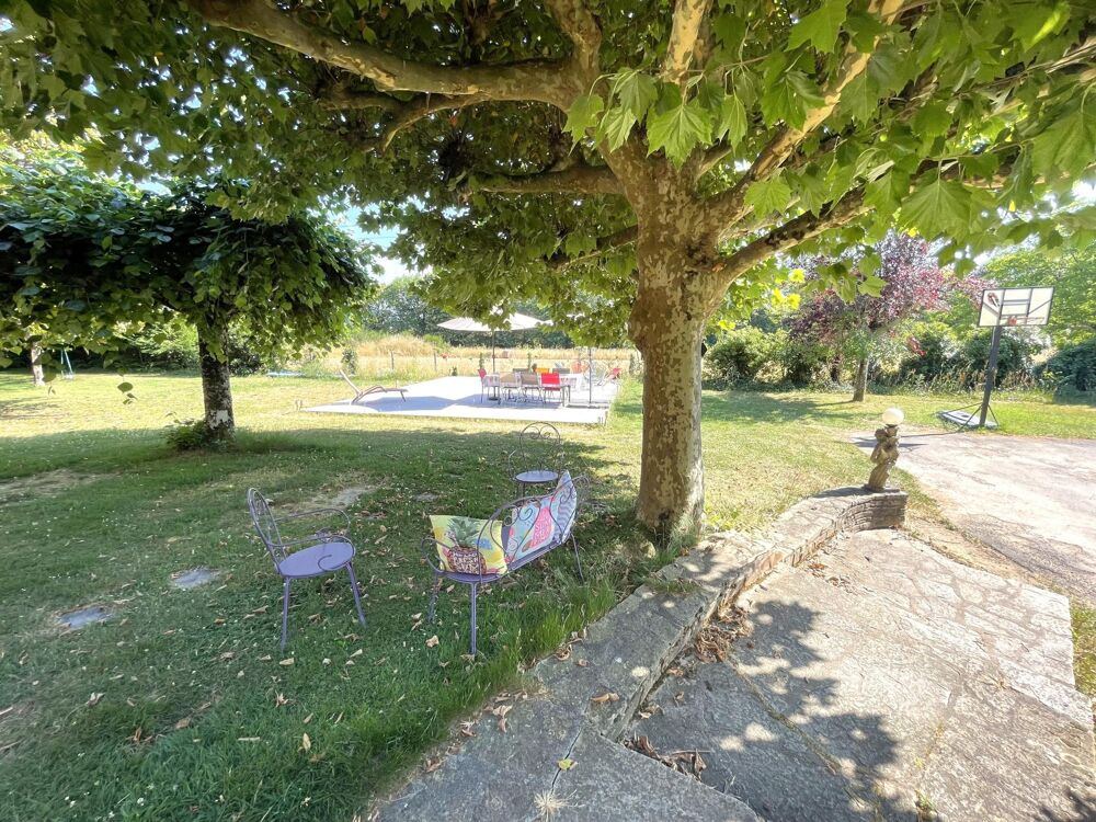 Vente Maison Grande maison sans vis à vis à 2 min de tout. Saint-yrieix-la-perche
