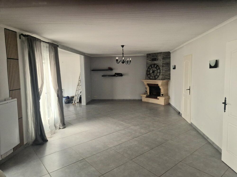 Vente Maison MAISON FAMILIALE DE PLAIN PIED 130m² Fontenay-le-comte